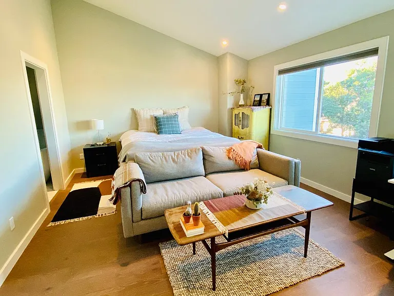 21 Hawkins Ln — Photo 9