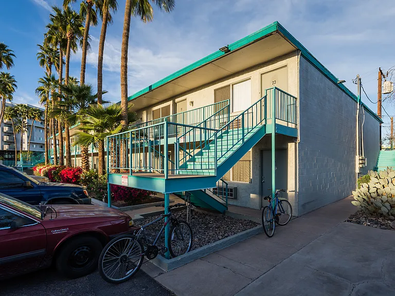 Cortez Palms — Photo 6