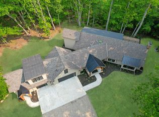 582 Campbell Rd, Saugatuck, MI 49453