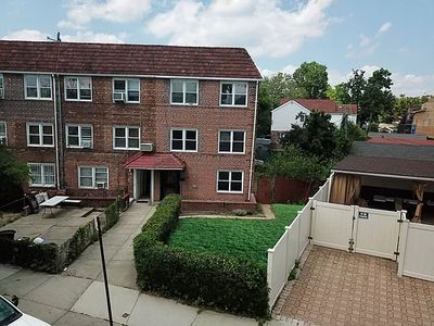 144-39 68th Dr, Flushing, NY, 11367