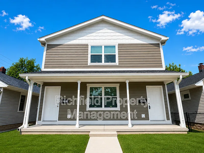 1729 Thaddeus St #B