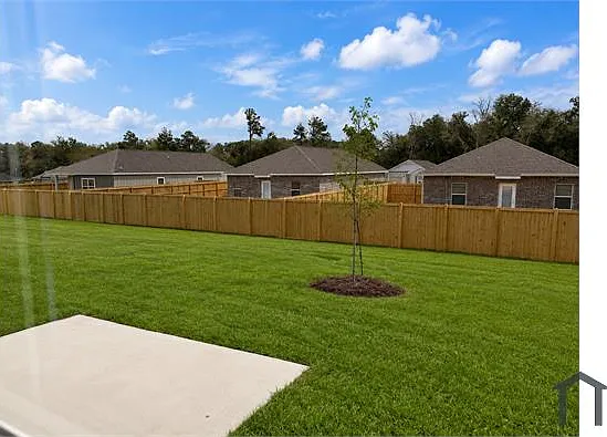 13752 Logan Pl — Photo 3