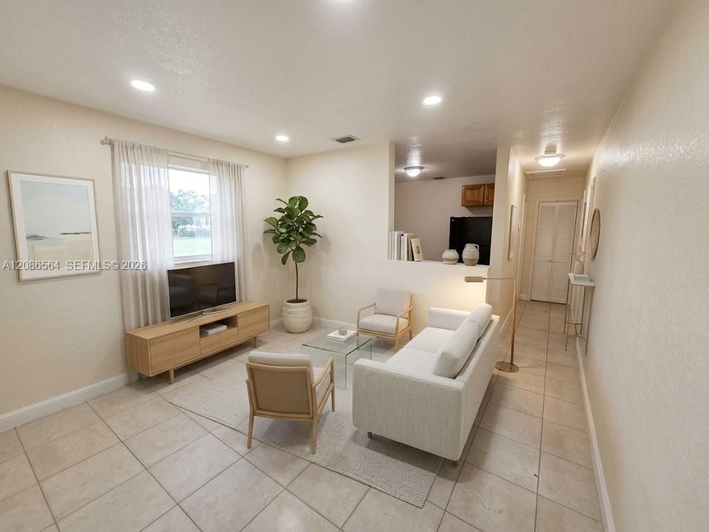 3036 NW 2nd St, photo 7