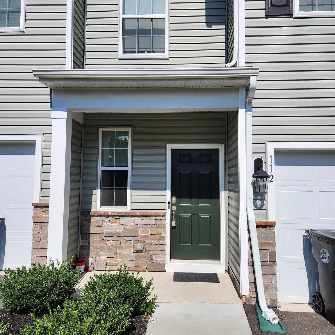 3 bed, 2.5 bath, 1580 sqft, $2,950 — Photo 3