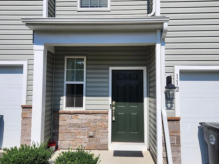 112 Sickler Ct — Photo 3