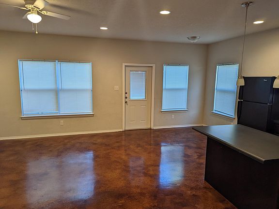 3rd image of 13034 Oconnor Cv