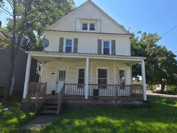 166 8th St NW, Barberton, OH 44203