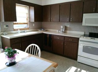 2234 S 17th Ave APT 2S, North Riverside, IL 60546