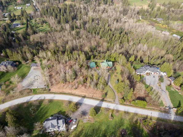 10230 Rolley Cres, Maple Ridge, BC V2W 1J9