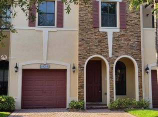10283 NW 30th Ter #10283, Miami, FL 33172