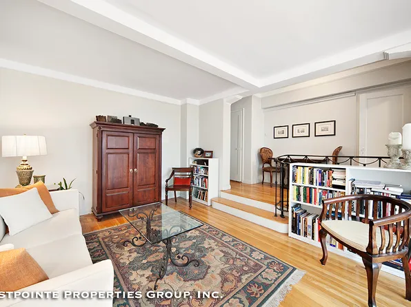 200 West 20th Street image 1 of 9