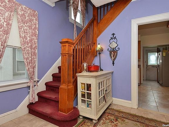 3rd image of 25 Vanderbilt Ave
