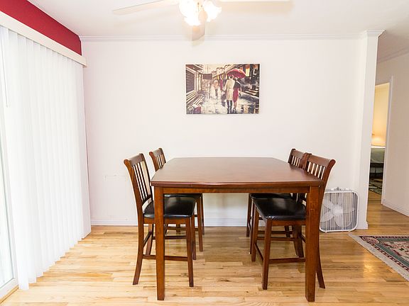 4th image of 313 Davidson Dr