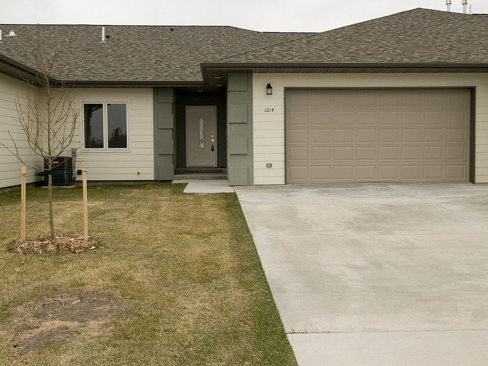 1st image of 1214 Emerald Dr
