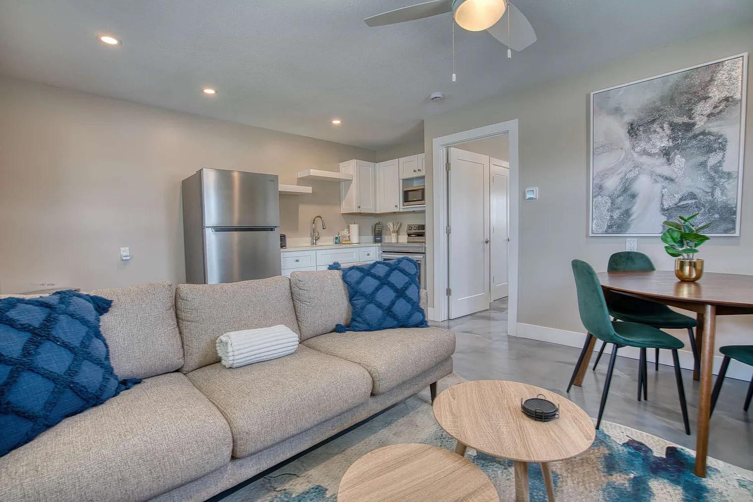 1 bed, 1.0 bath, $6,875 — Photo 1
