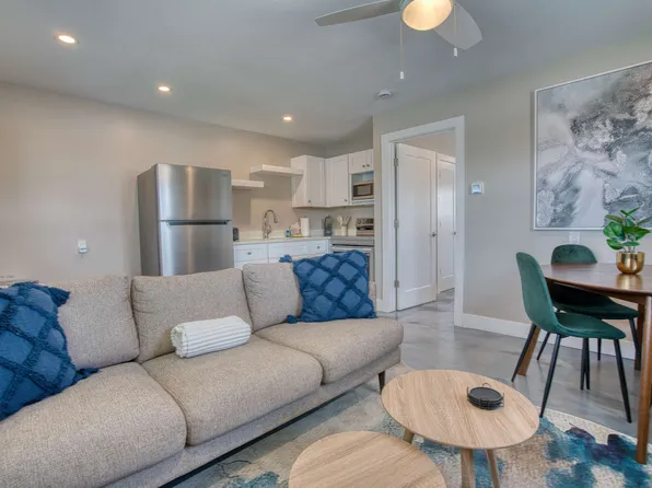 126 Mango St, Fort Myers Beach, FL