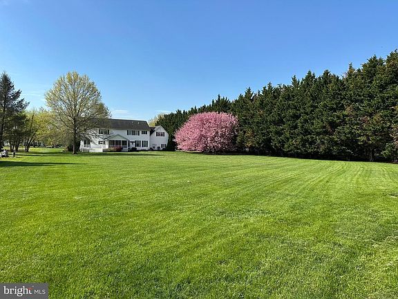 2nd image of 657 Vance Neck Rd
