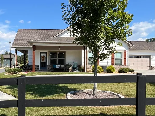 6 Maddox Ln, Chatsworth, GA 30705