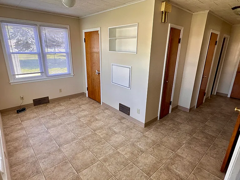 2529 Pearl St — Photo 7
