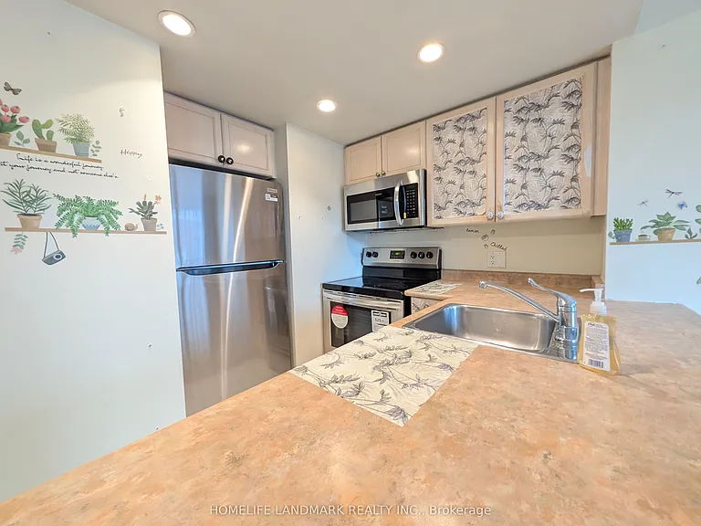 8 Park Rd #1803 — Photo 6