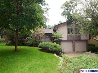 2948 S 94th St, Omaha, NE 68124