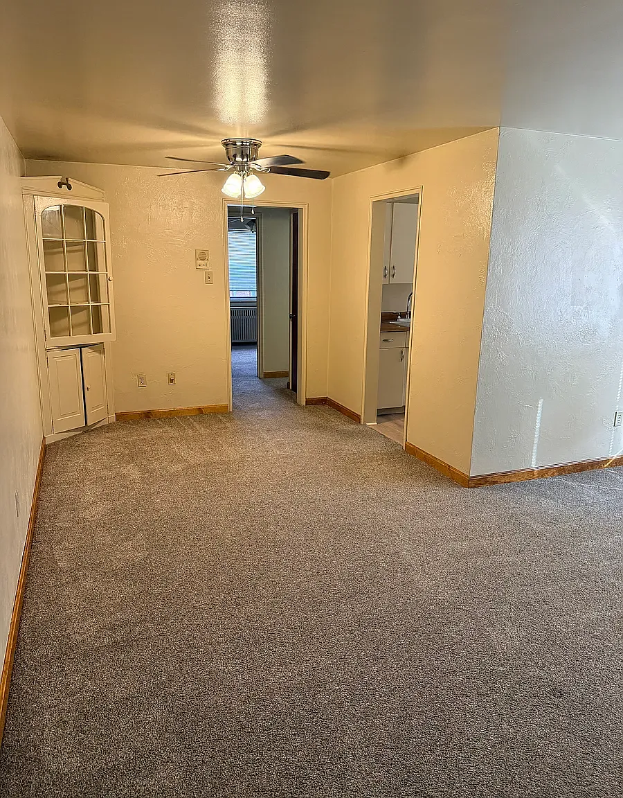 1 bed, $925 — Photo 2