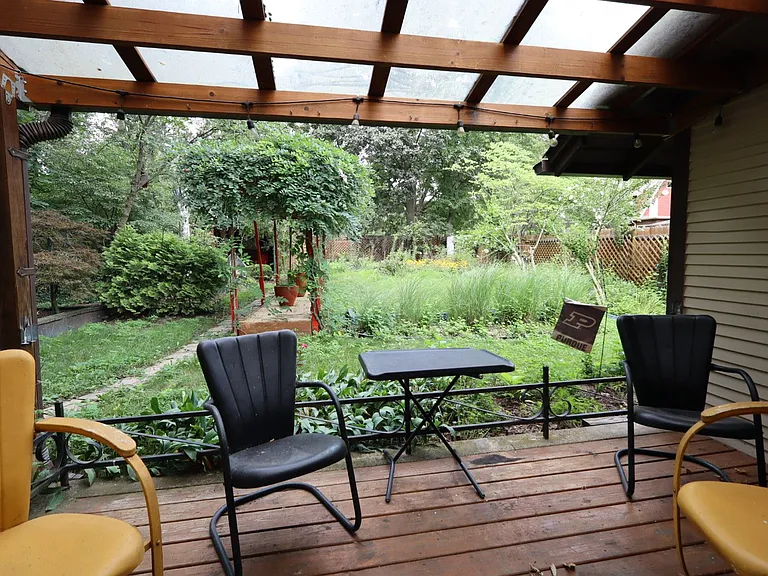 499 Littleton St — Photo 31