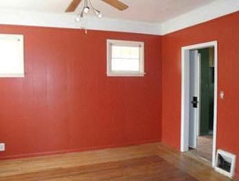5th image of 215 N 12th St