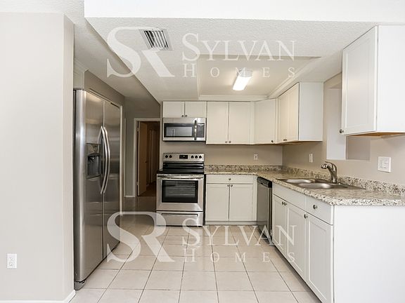 5th image of 11015 Harding Dr