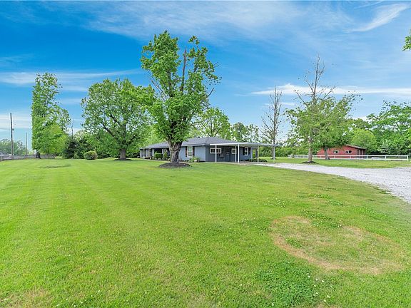 2nd image of 1003 W Price Ln