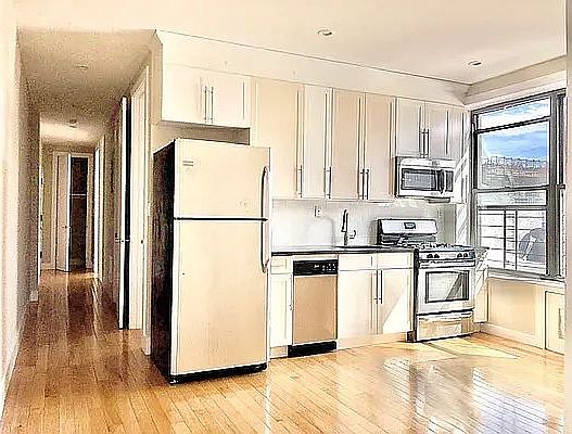 4th image of 3495 Broadway APT 73