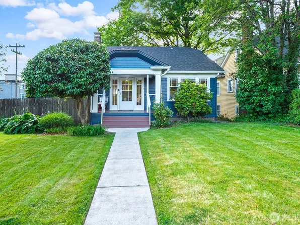 5455 42nd Avenue SW, Seattle, WA 98136