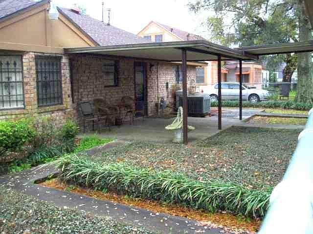 1st image of 1010 Goliad St