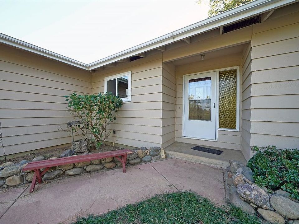 1st image of 2480 Morrene Dr