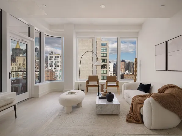 200 East 20th Street image 1 of 16