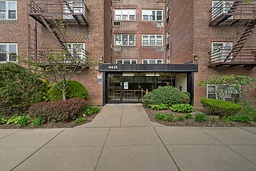 144-55 Melbourne Avenue, #6E