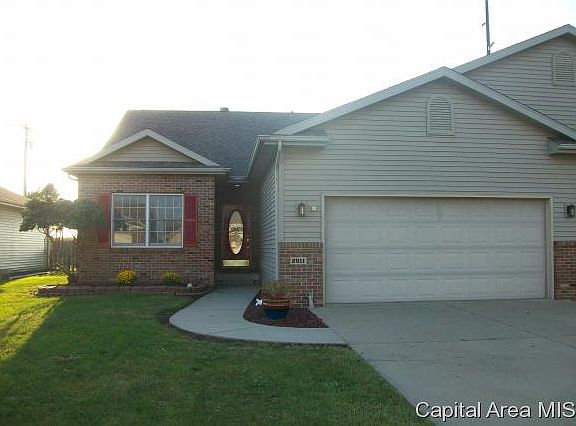 2nd image of 2911 Cronin Dr
