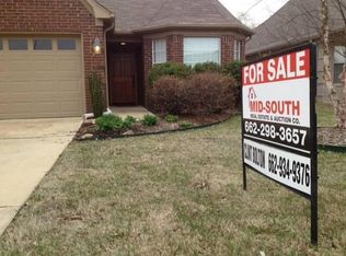 7174 Crape Myrtle Dr, Olive Branch, MS 38654