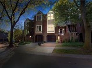 242 S Clarkson St, Charlotte, NC 28202