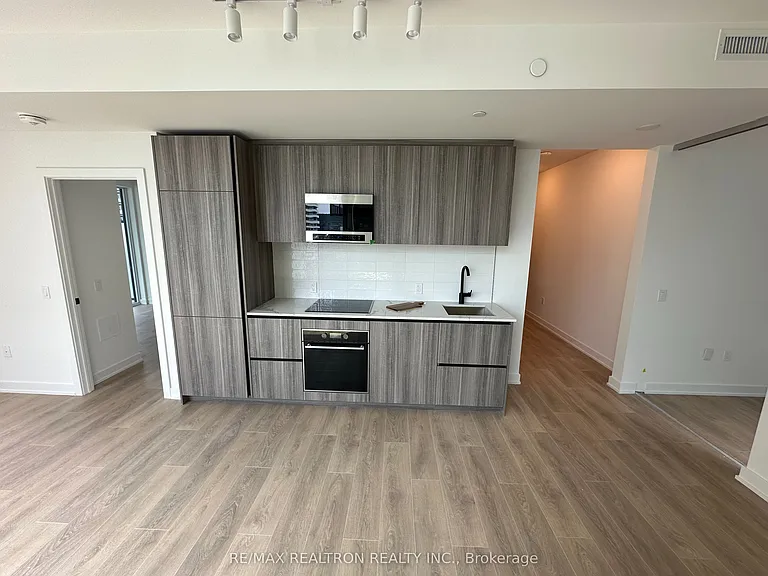 117 Broadway Ave #3202 — Photo 4