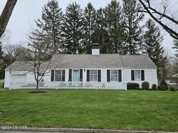 901 Market St, Mifflinburg, PA 17844
