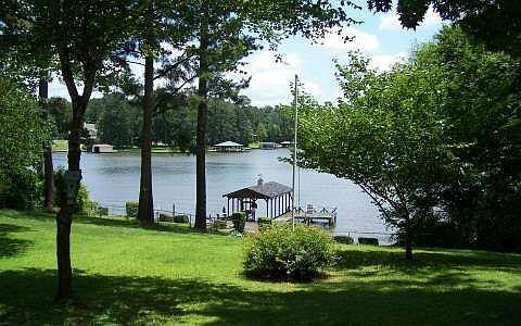 2nd image of 475 Loblolly Dr