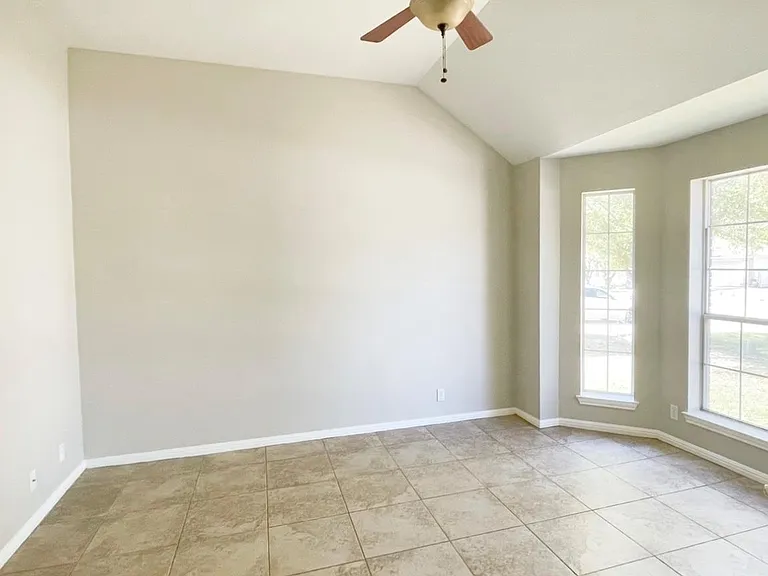 104 Cattail Cv — Photo 16
