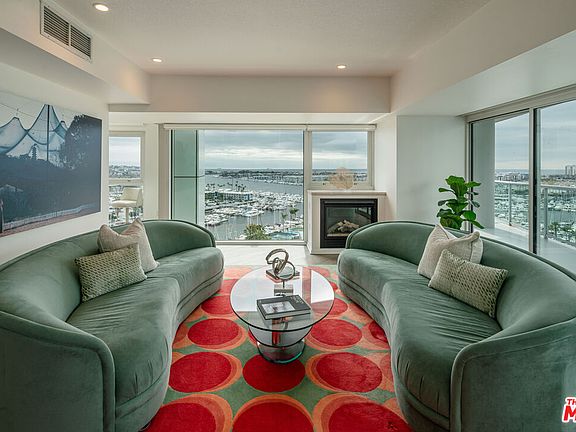 3rd image of 13600 Marina Pointe Dr Unit 1611