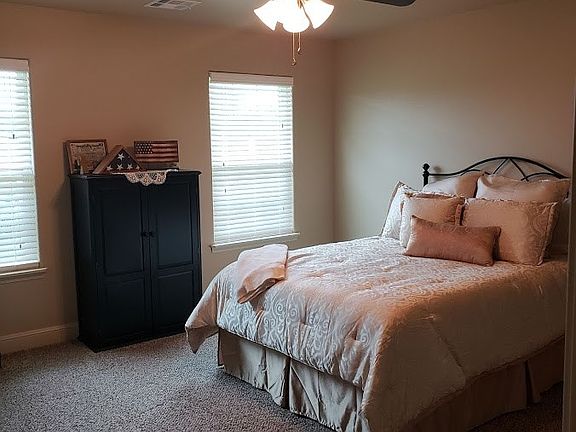 3rd image of 1305 Deer Creek Ln