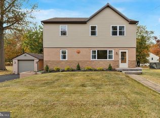 736 Plum St, Southampton, PA 18966