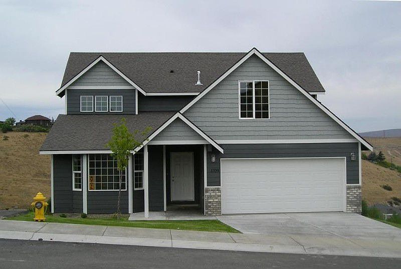 1st image of 1709 W Naches Ave