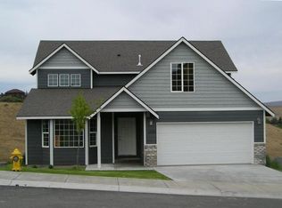 1709 W Naches Ave, Selah, WA 98942