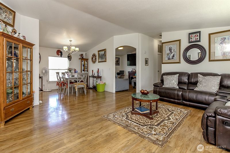3rd image of 8216 19th Avenue E #10