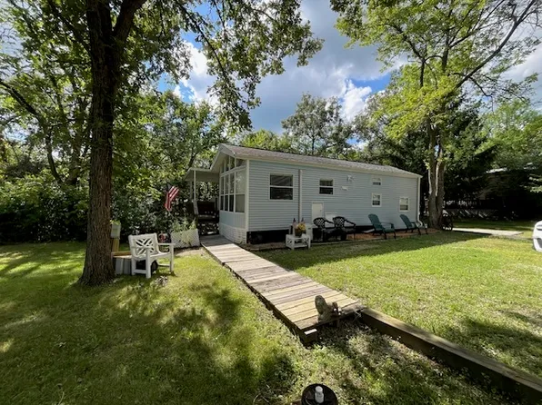 2795 E 28th Rd Lot 577, Seneca, IL 61360